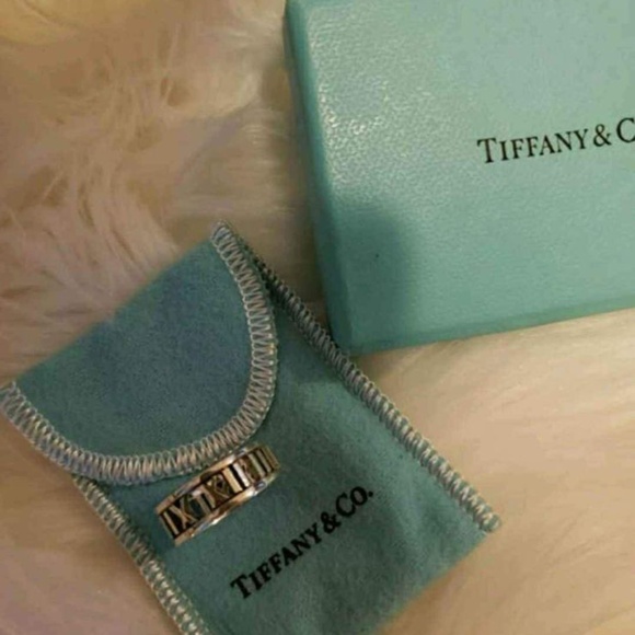 Authentic Tiffany Atlas Ring size 7 - Picture 3 of 5